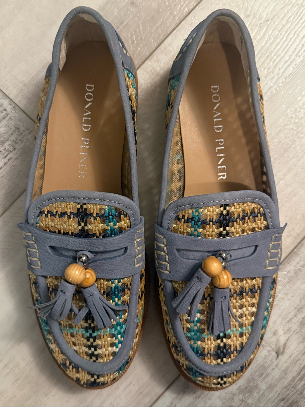 Donald J. Pliner “Lenny” Blue And Tan Woven Tassel Loafers Women’s Size 6